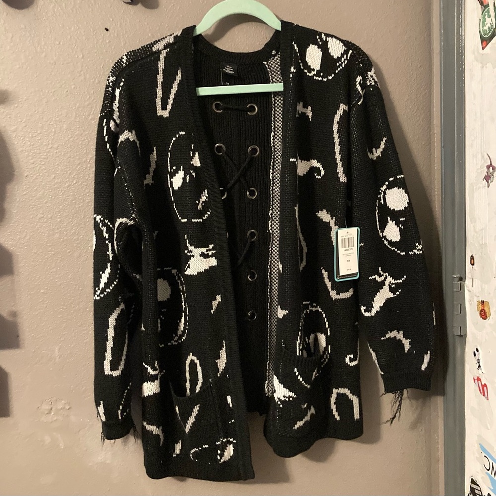 Hot Topic Halloween Nightmare Before Christmas Cardigan